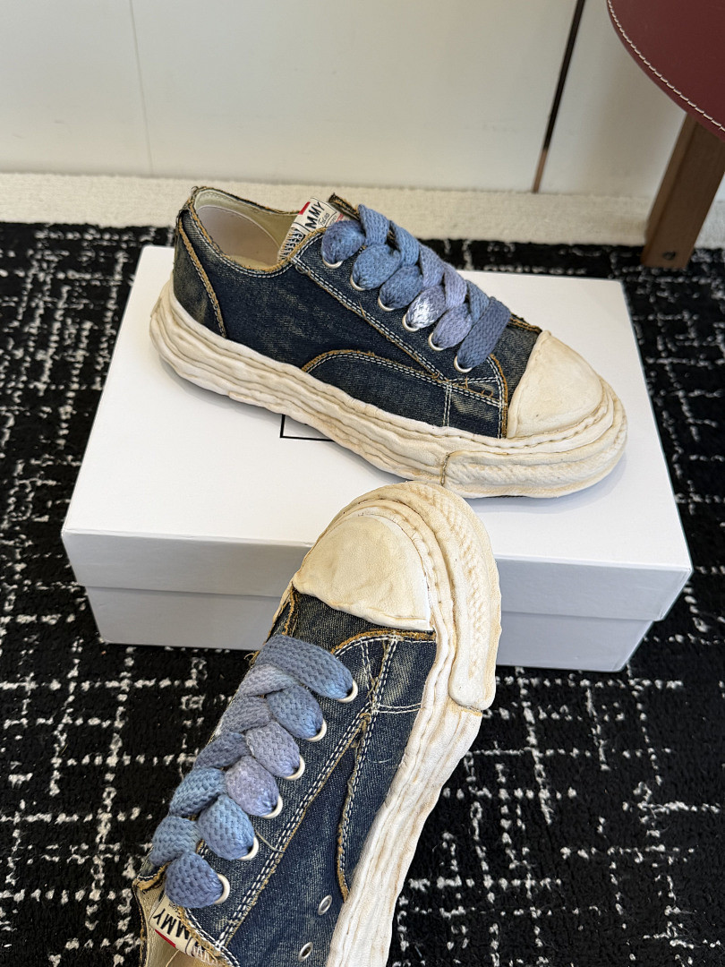 Ma1s0n mihara sneakers