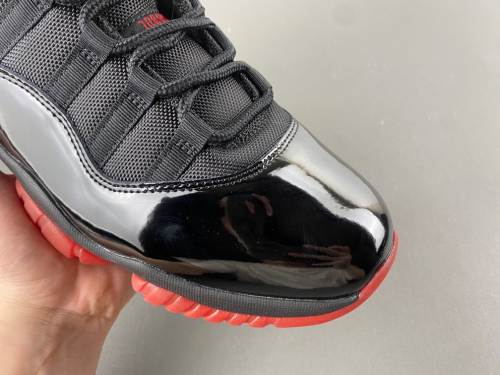 Air Jordan 11 378037-326