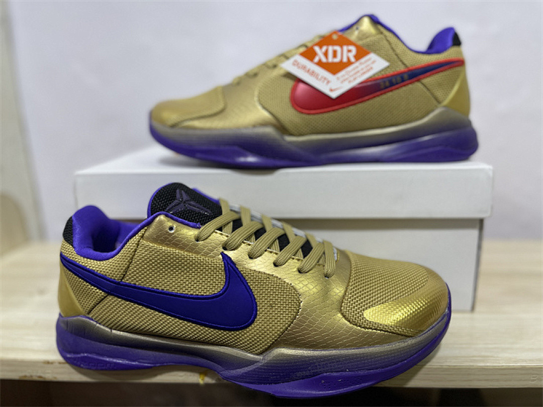 Nike Kobe 5 Protro x Undefeated Hall of Fame | DA6809-700