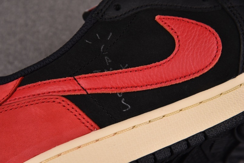 Jordan 1 Low x Travis Scott