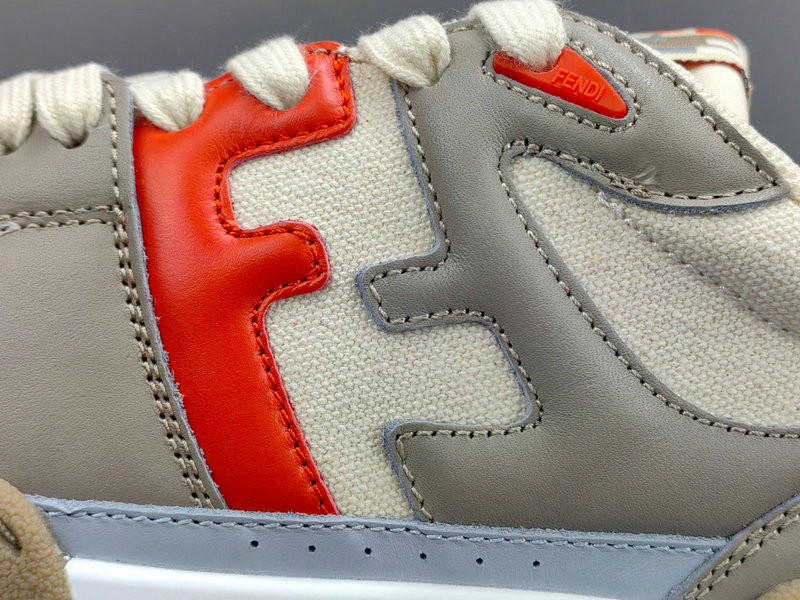 FENDI SNEAKERS