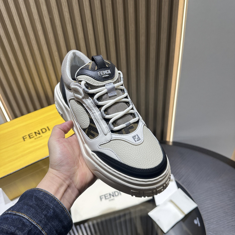 FENDI SNEAKERS