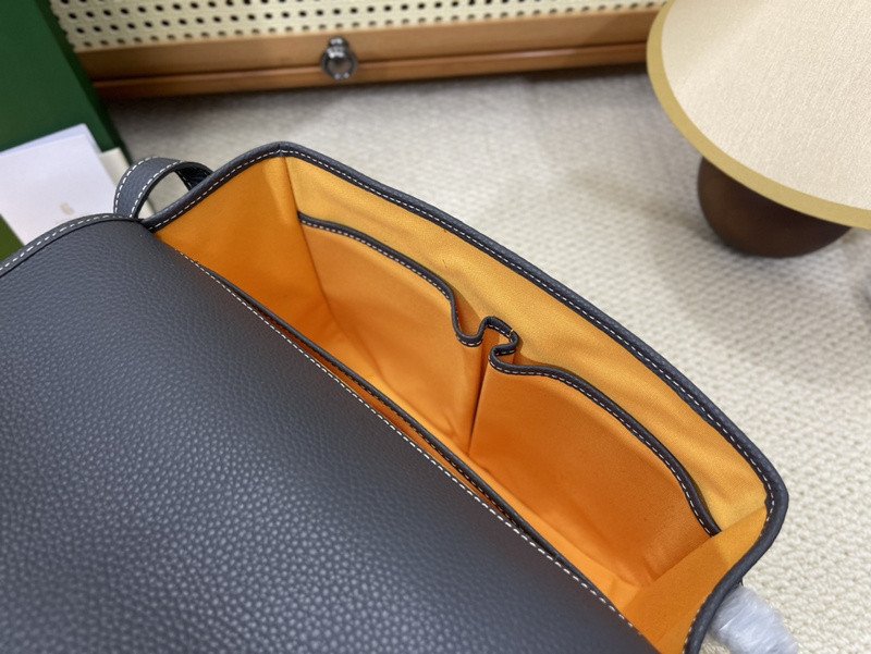 GOYARD BELVEDERE