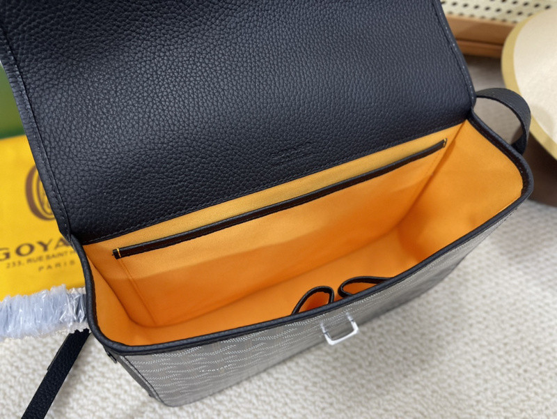 GOYARD BELVEDERE