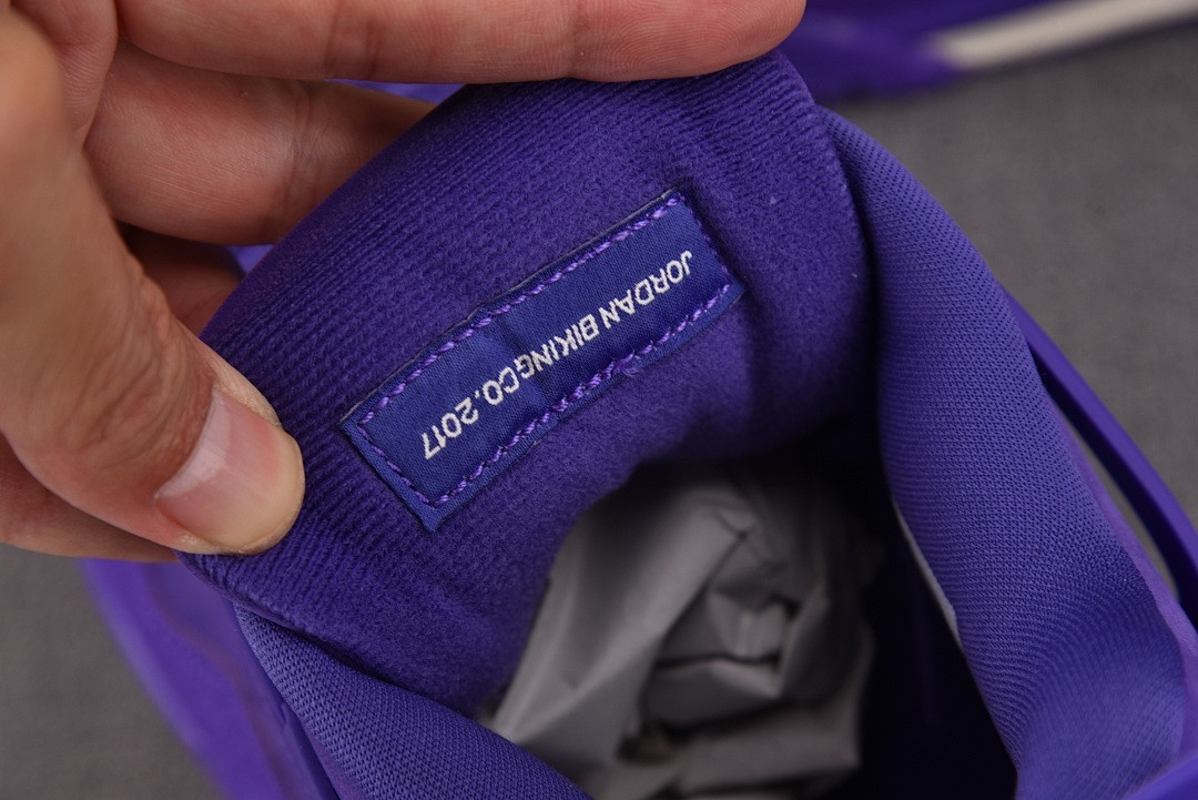 Nigel Sylvester x Jordan Air Jordan 4 OG "Brick by Brick"BIKE HF4340-500