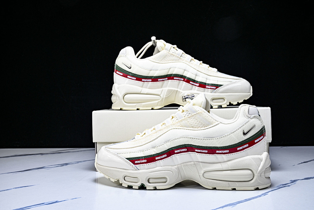 UNDEFEATED Nike Air Max 95 "Sail" IB4453-100