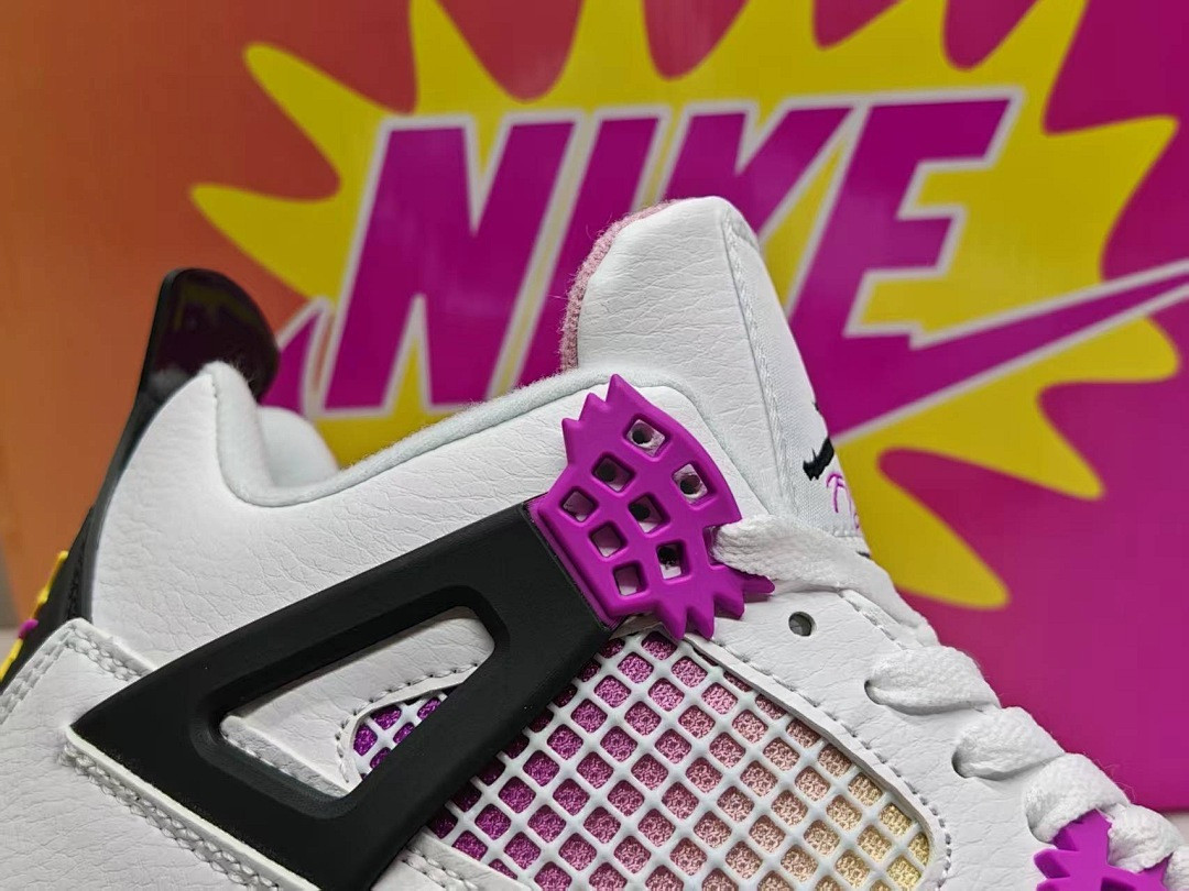 Air Jordan 4 “Comic” IO2362-100