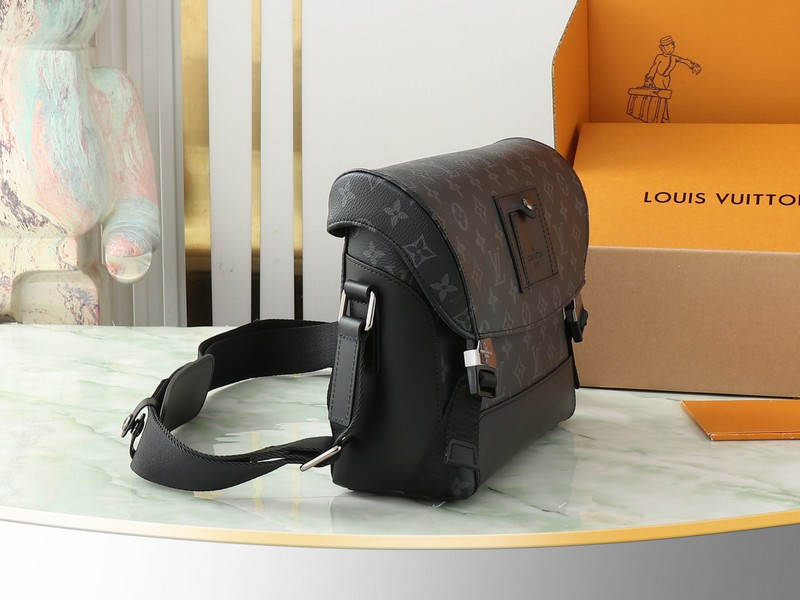 Louis Vuitton Messenger Voyager Monogram Eclipse PM Black