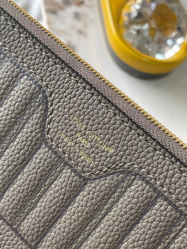 LV Neverfull Inside Out