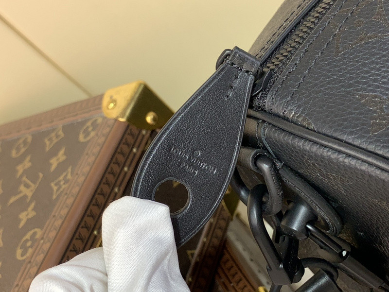 1V Keepall BAG