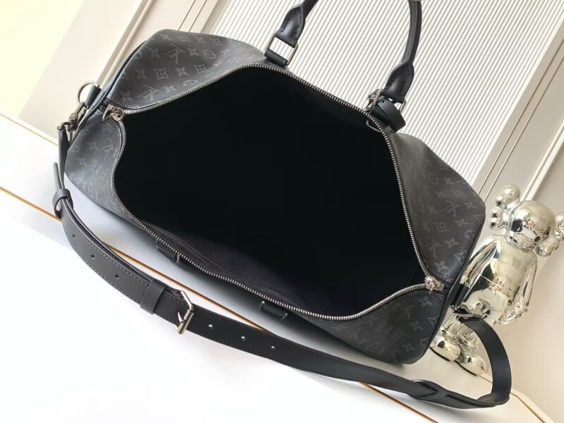 1V Keepall BAG