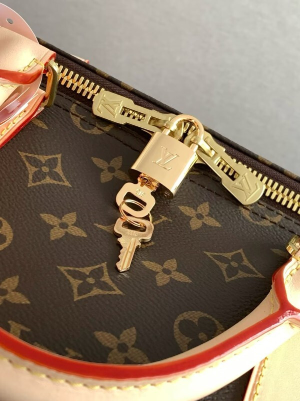 1V Keepall BAG