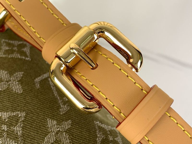 l0vis Vvtt0n monogram excursion backpack