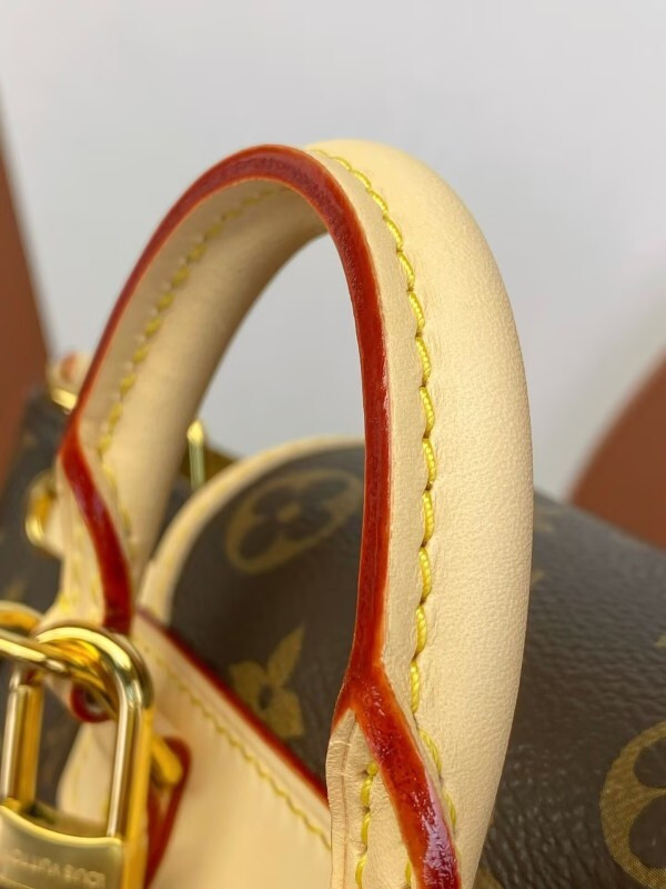 l0vis Vvtt0n monogram excursion backpack m46932