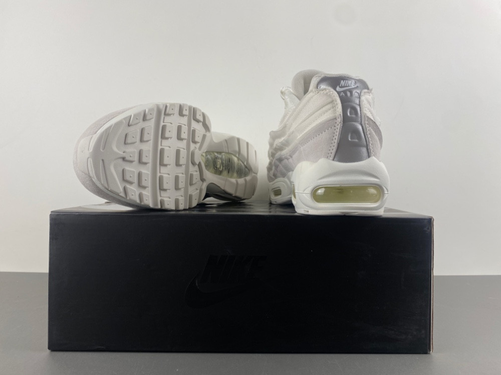 Nike Air Max 95 Comme des Garcons White | CU8406-100
