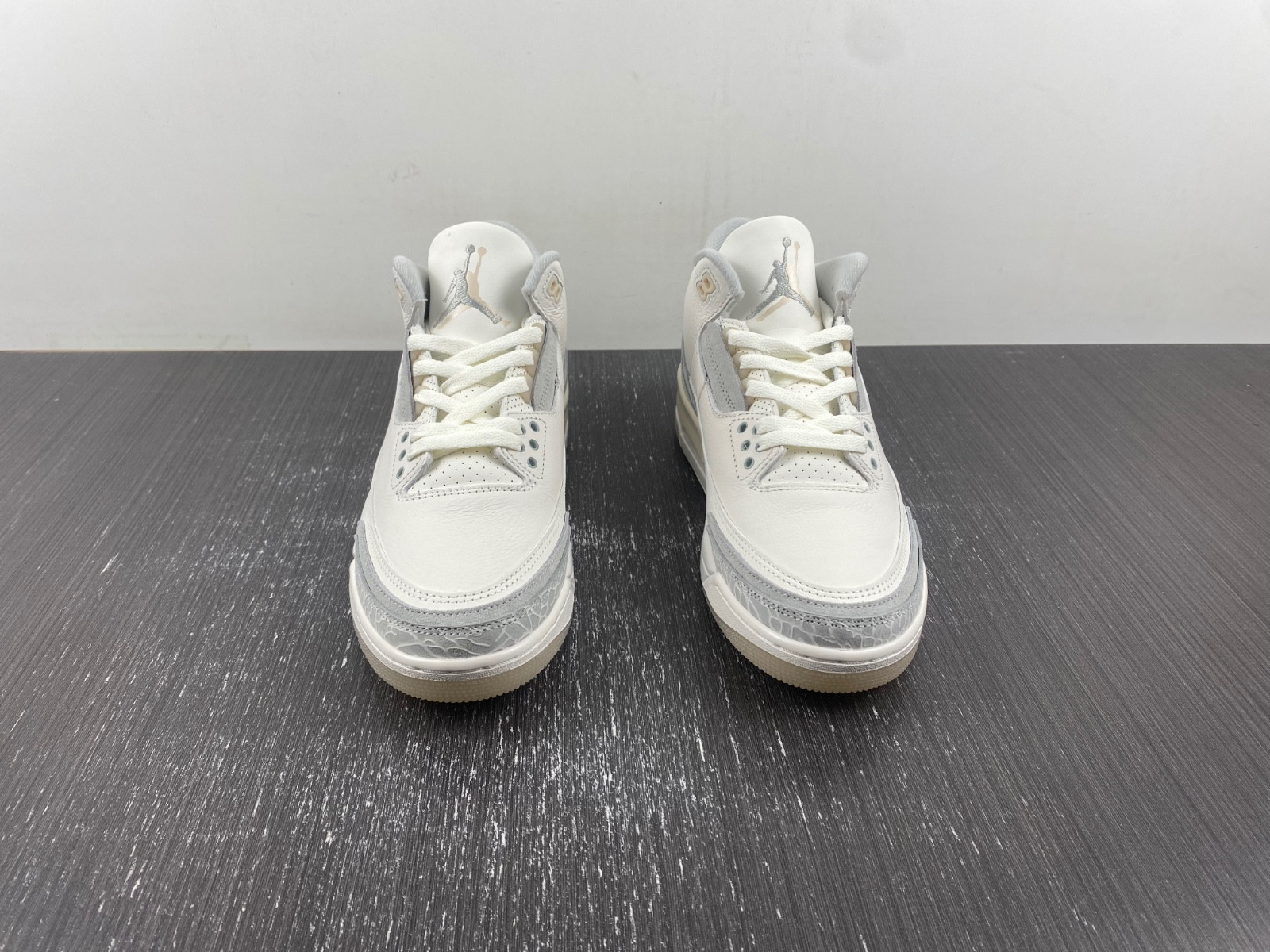Air Jordan 3 Craft